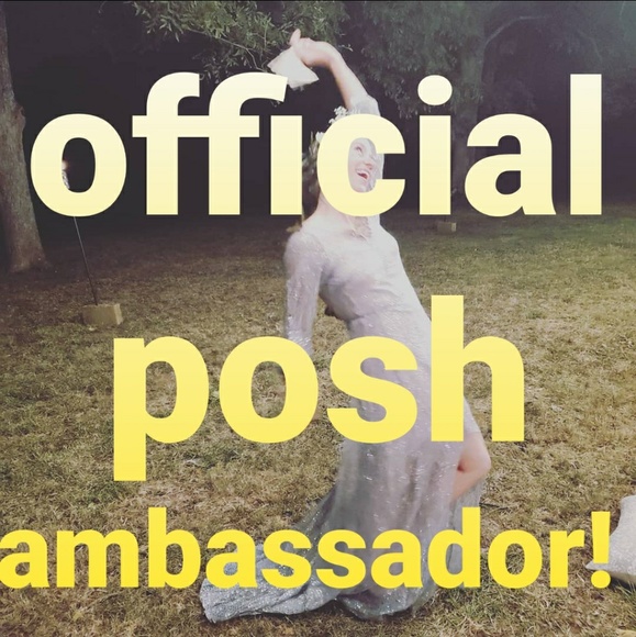 Welcome to my closet!  All reasonable offers are welcome💚🌿 - Picture 4 of 4